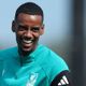 Alexander Isak returns to 21-man Liverpool squad for trip to PSG